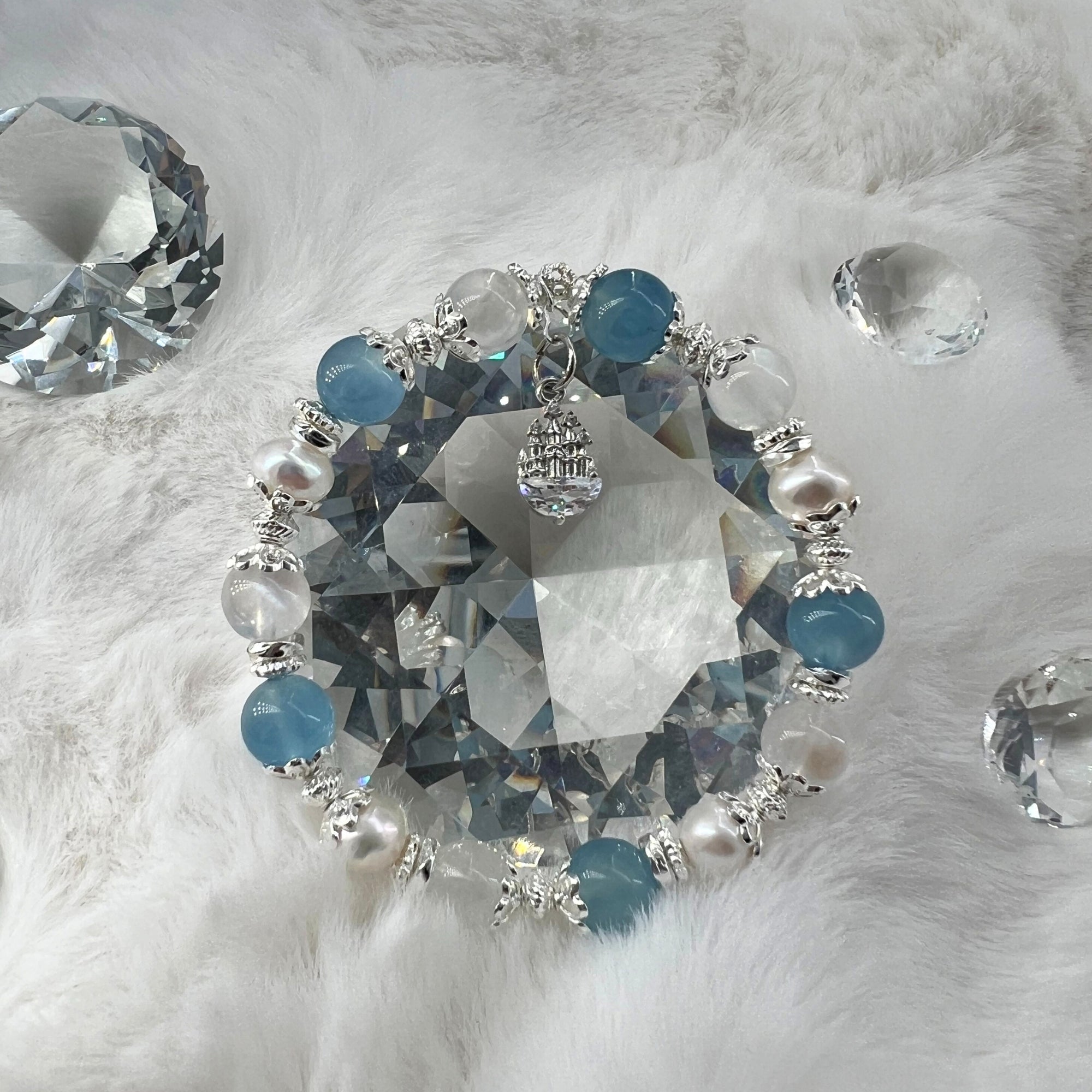 Luminous Aura - Flow With Courage, Grace and Wisdom (BL3)